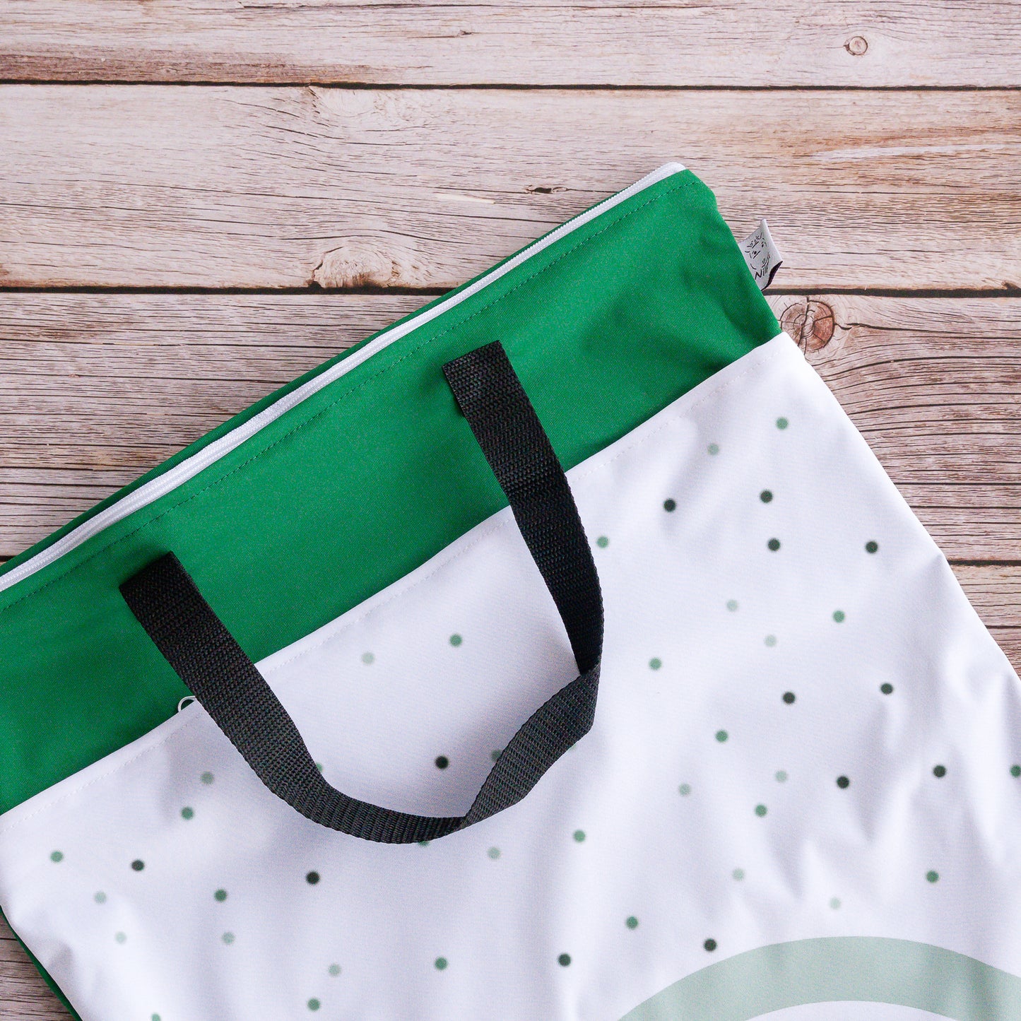 Nilpfi XXL Wetbag 2er Set "grünes Herz"– große Nasstasche für Stoffwindeln, Schwimmen & Reisen