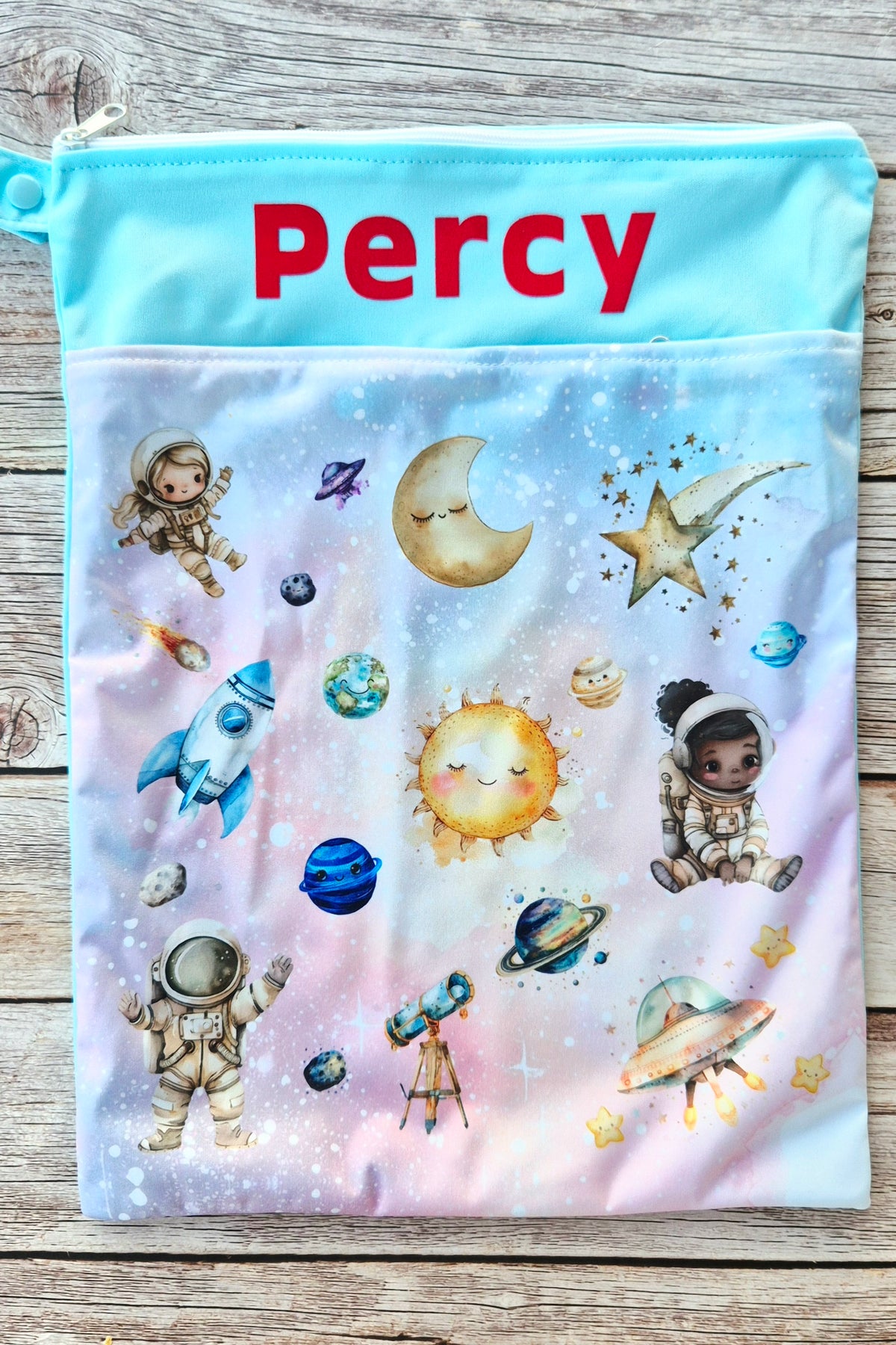 Wetbag "zauberhafte Planeten"– personalisierbare Nasstasche für Kita & Kindergarten und Reisen