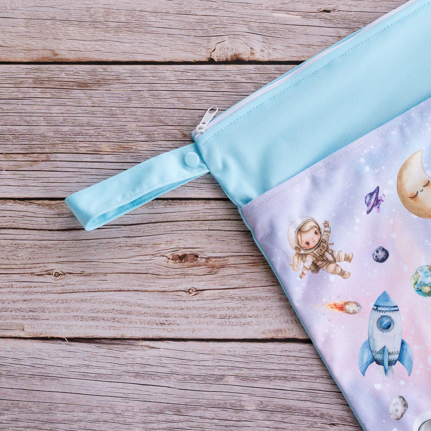 Wetbag Maxi 2er Set "magische Planeten" Nasstasche