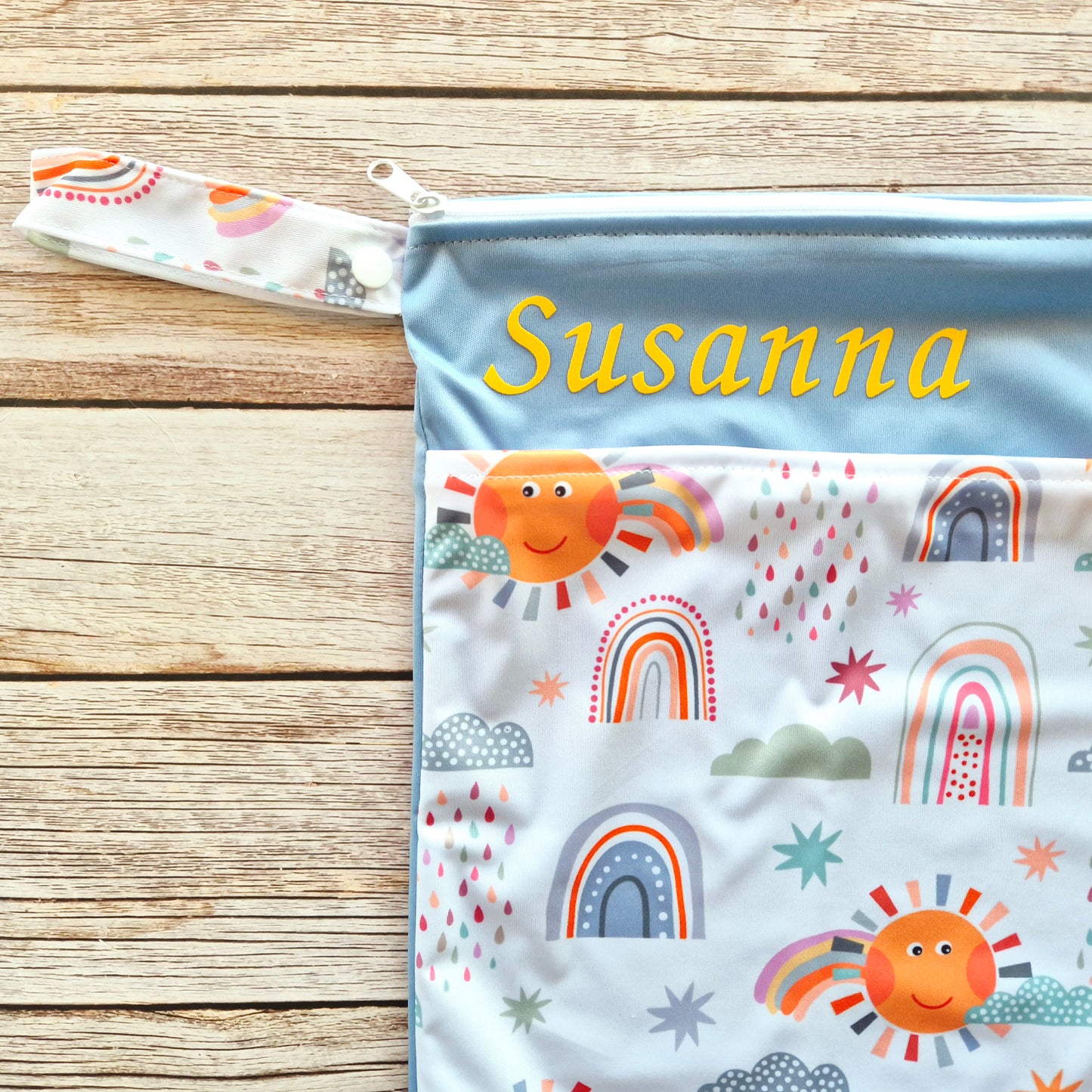 Wetbag Maxi "Sunny" – personalisierbare Nasstasche für Kita & Kindergarten und Reisen