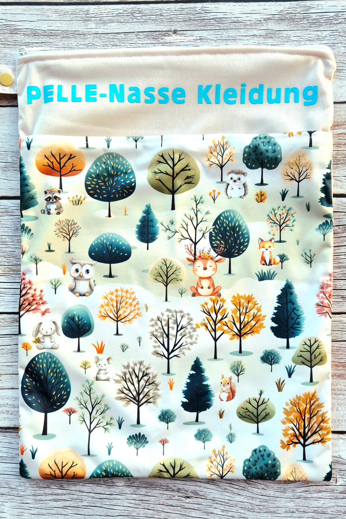 Wetbag Maxi "Abenteuer im Waldparadies"– personalisierbare Nasstasche für Kita & Kindergarten und Reisen