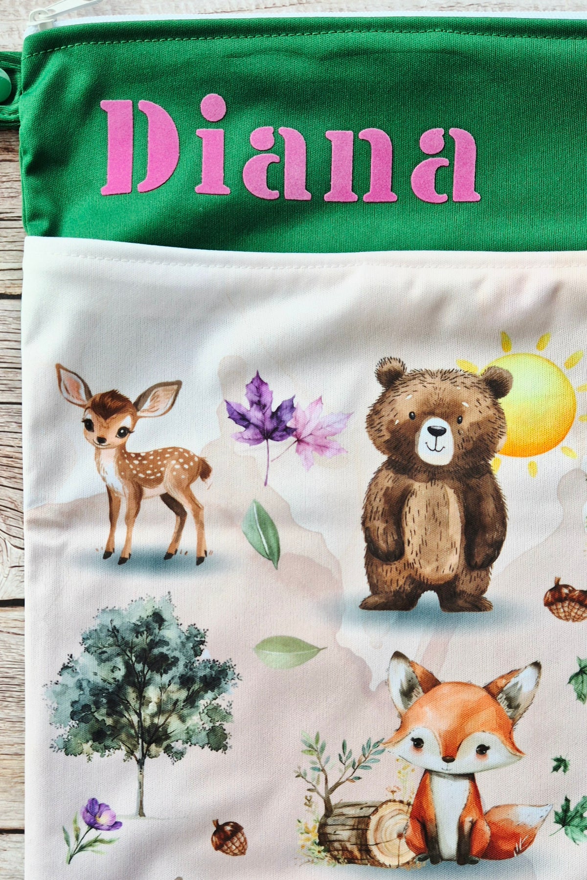 Wetbag Maxi "Abenteuer mit dem Waldfreunden"- personalisierbare Nasstasche für Kita & Kindergarten und Reisen