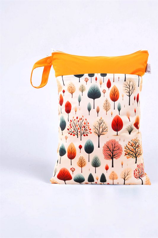 Maxi Wetbag "Goldlaub Zauber" – personalisierbare Nasstasche für Kita & Kindergarten und Reisen