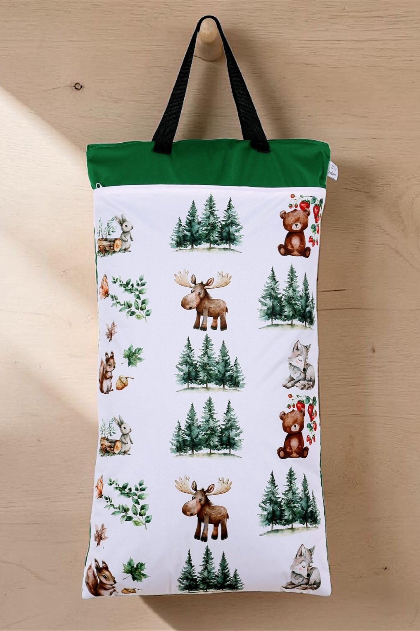 Nilpfi XXL Wetbag "Teddy im Wald"– große wasserdichte Nasstasche für Stoffwindeln & Schwimmen