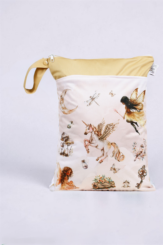 Wetbag "Feenzauber"– personalisierbare Nasstasche für Kita & Kindergarten und Reisen