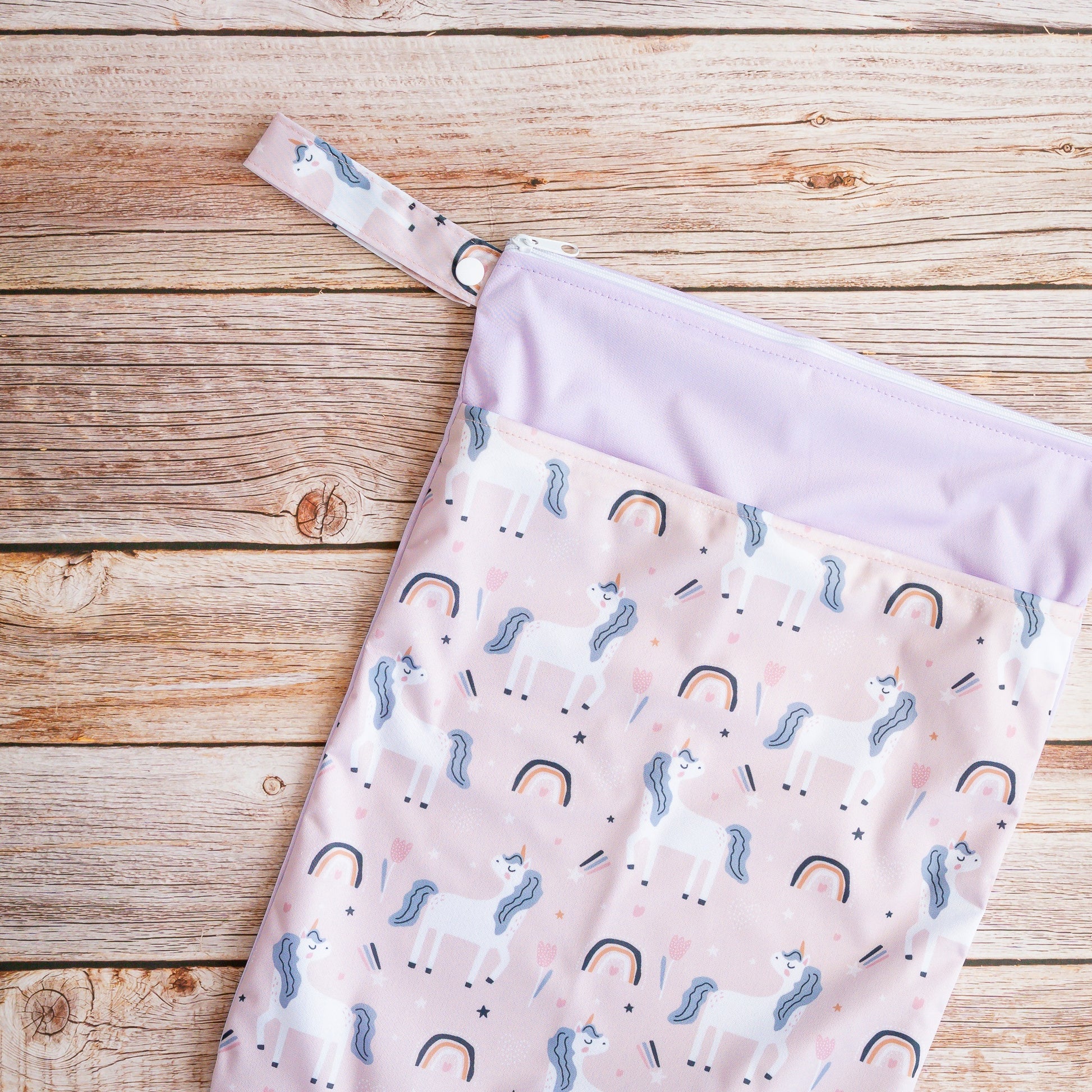 Wetbag für Baby Windeln und Kita wasserdicht wiederverwendbar praktische Nasstasche für unterwegs