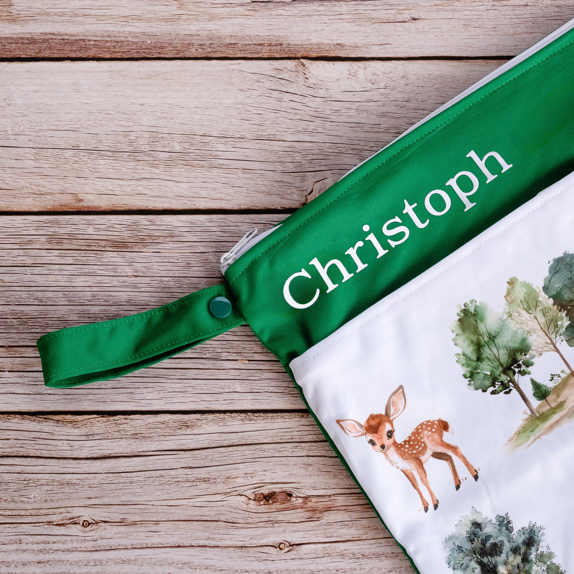 Personalisierte Wetbag Maxi mit Namen individuelles Baby Geschenk mit Waldtiere Motiv wasserdicht und wiederverwendbar