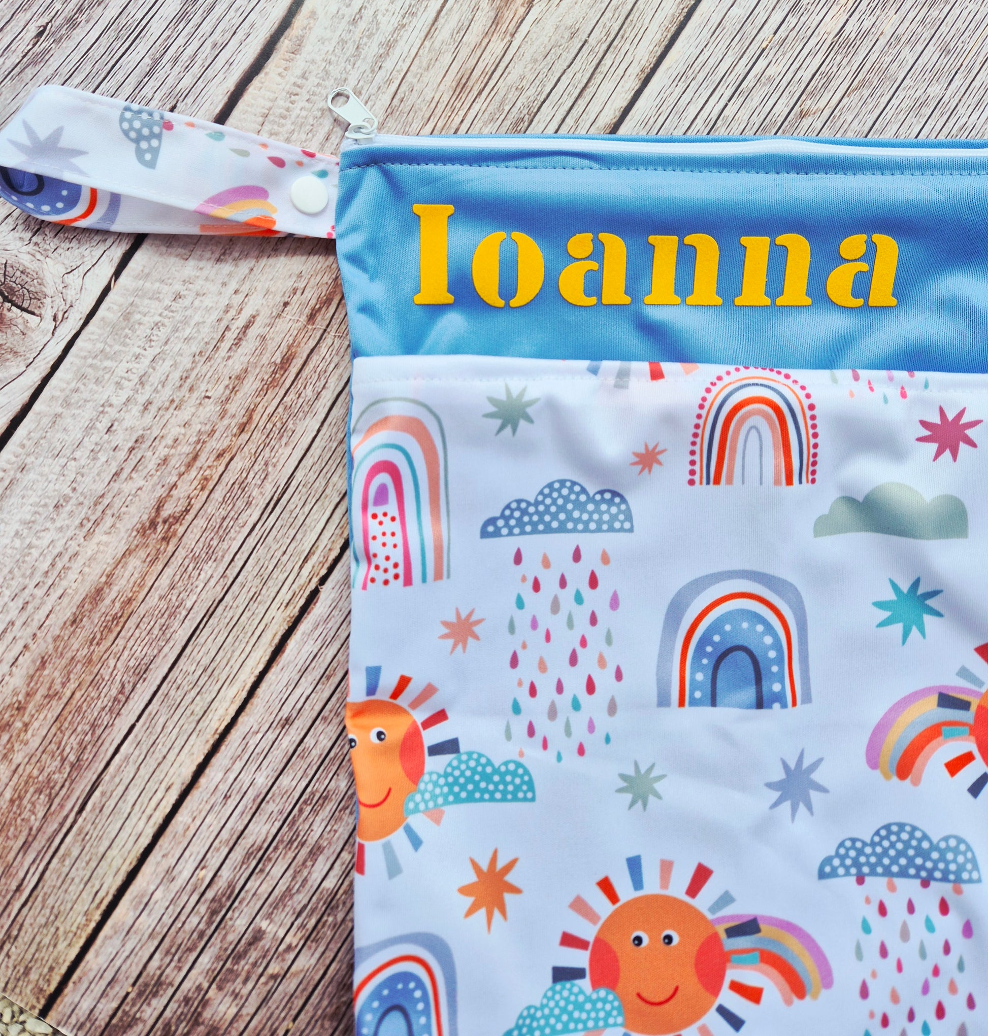 Personalisierte Wetbag mit Namen individuelles Baby Geschenk praktisch und süß mit Kindergarten motiv