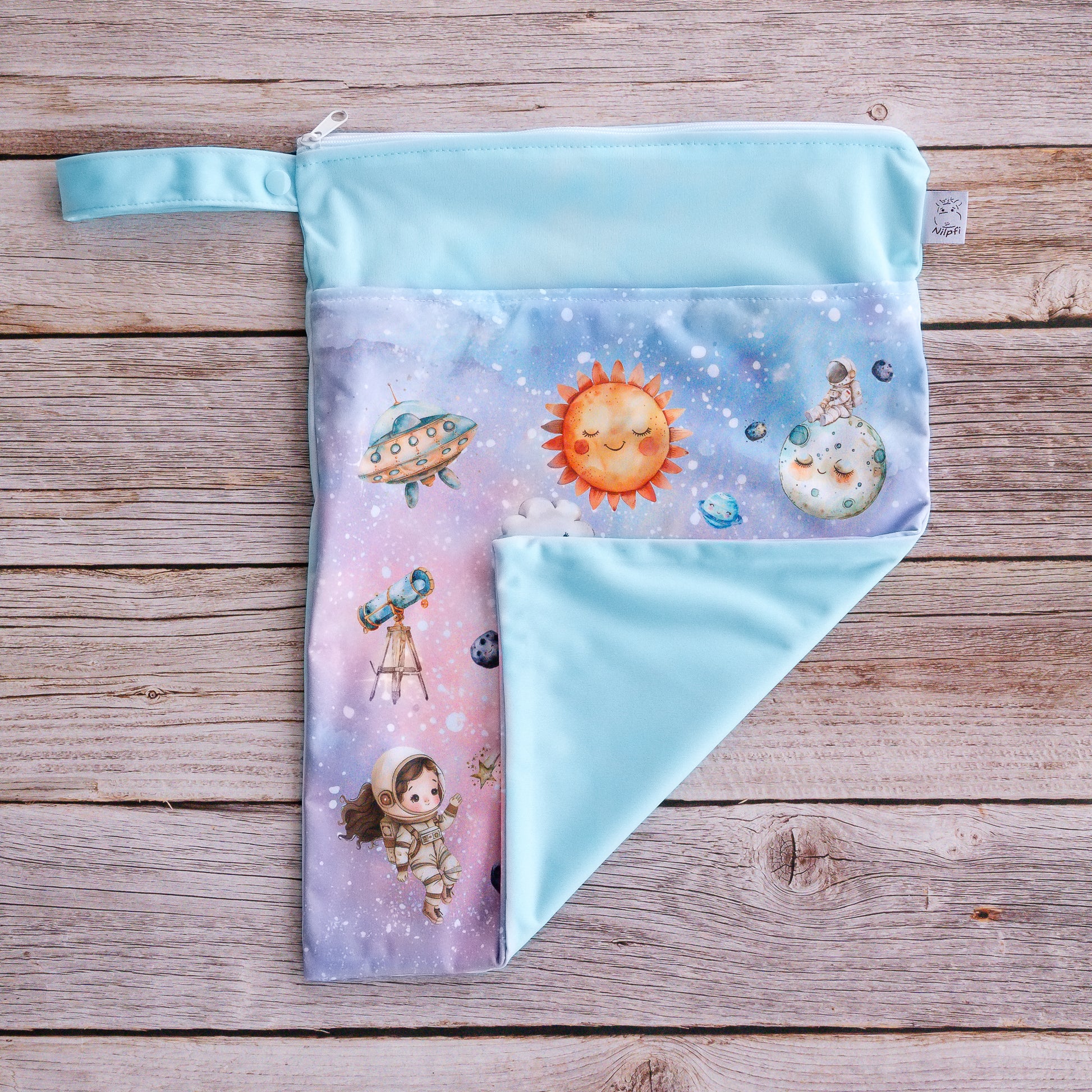 Personalisierte Wetbag mit Namen individuelles Baby Geschenk praktisch und süß mit planetenmotiv
