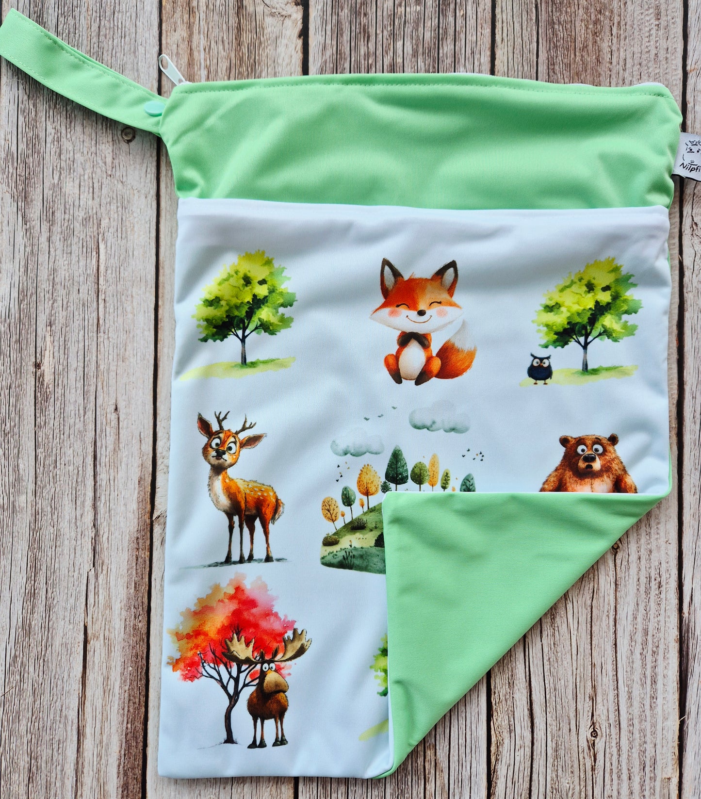 Personalisierte Wetbag mit Namen süßes Baby Geschenk mit Waldtiere Motiv wasserdicht und wiederverwendbar