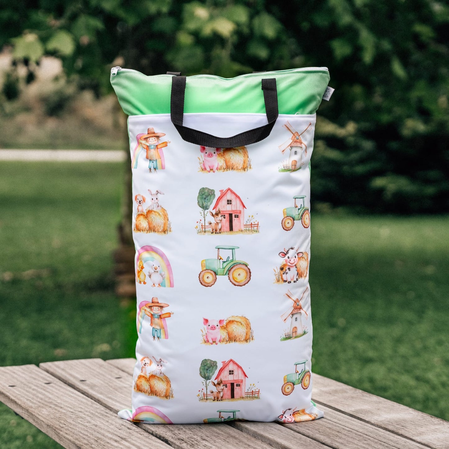 XXL Wetbag 40x70 cm wasserdicht große Nasstasche für Baby Windeln mit Bauernhof und Kinder Design wiederverwendbar