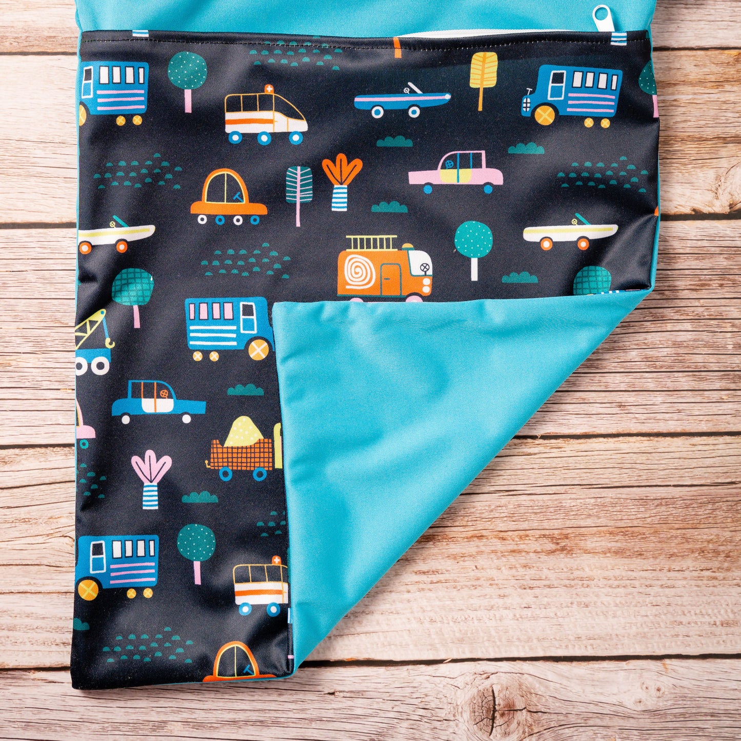 Personalisierte Wetbag mit Namen individuelles Baby Geschenk praktisch und süß mit Auto